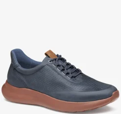 Amherst 2.0 Embossed U-Throat