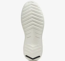 Amherst 2.0 Embossed U-Throat
