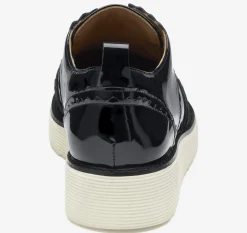 Mitzi Scalloped Wingtip