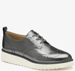 Mitzi Scalloped Wingtip