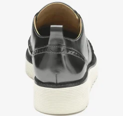 Mitzi Scalloped Wingtip